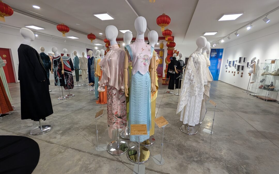 Dernières heures pour découvrir les trésors du patrimoine vestimentaire chinois à Saint-André